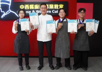 師徒領航成果非凡 FHC烹飪賽大葉餐旅系勇奪1金4銀1銅