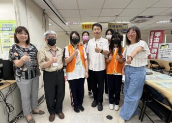 落實學校推廣租稅教育 北斗家商稽徵所為納稅民眾服務