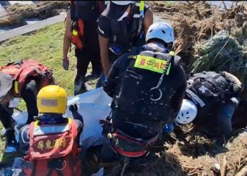 堰塞湖溢流重創花蓮-台中特搜隊連夜救援13人並尋獲罹難者