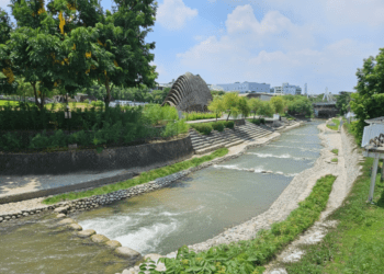 台中市軟埤仔溪水環境改善工程再添佳績-榮獲2025年建築園冶獎！