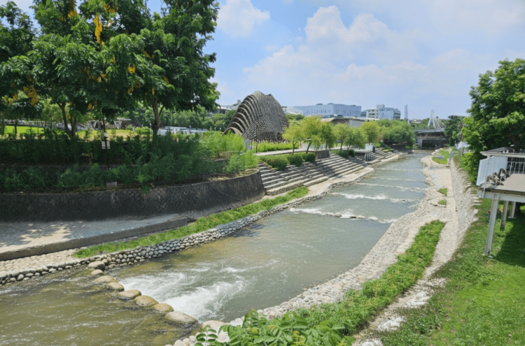 台中市軟埤仔溪水環境改善工程再添佳績-榮獲2025年建築園冶獎！