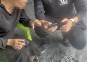 手機被沖走-無法聯繫家人-台中特搜隊成為臨時橋樑