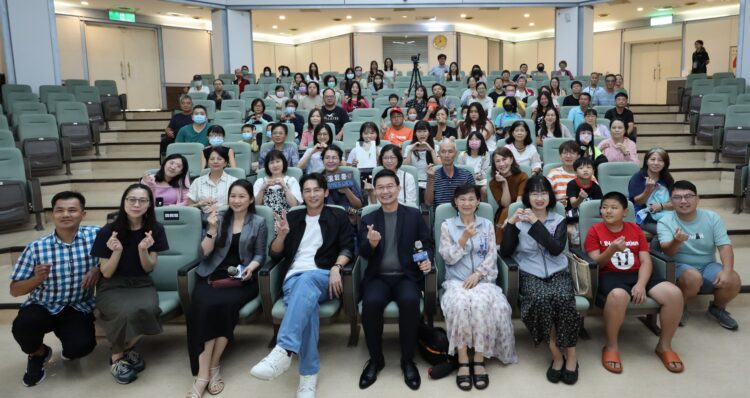 中市客委會今辦客家名人講堂-邀温昇豪分享演藝路上的客家記憶