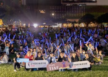 最chill的星空電影院！2025台中國際動畫影展戶外放映-千人嗨翻市民廣場