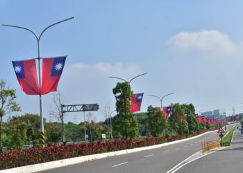 旗耀台中-全城飄揚-中市1.6萬面國旗迎雙十