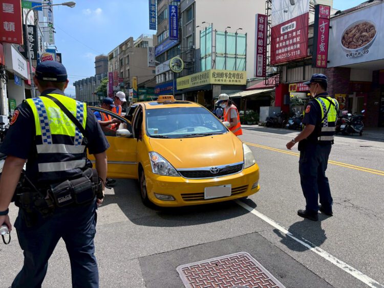 維護乘客出行權益-中市交通局連假期間持續稽查計程車營業秩序
