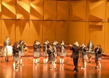 勵志中學口琴隊挑戰創新表演 獲年度學生音樂比賽第二名