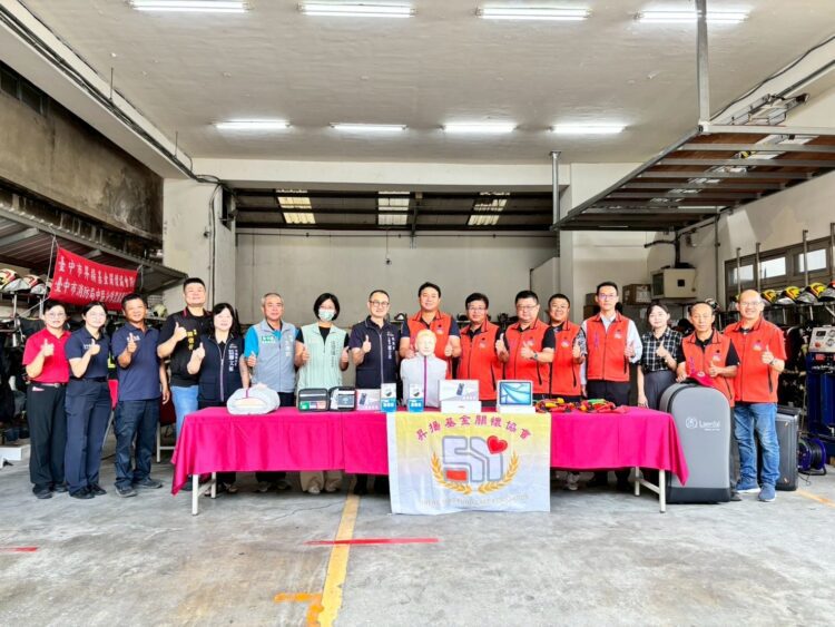 昇揚基金關懷協會熱心公益力挺消防-捐贈中市消防救災救護器材