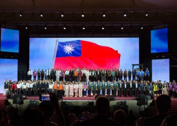 國慶晚會人氣爆棚！超過20大工商團體、逾200人領唱國歌-齊獻「台中style」祝福