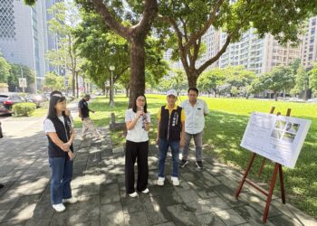 走起來更安全！西屯「夏綠地公園」人行道優化登場-年底前完工迎綠意新步道