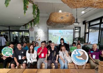 中市府培育筏子溪生態導覽-推動環境永續教育