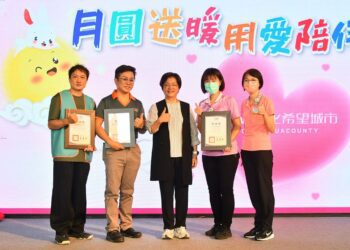 影音/彰縣「月圓送暖 用愛陪伴」中秋節關懷慰問 致贈關懷金及物資給經濟邊緣戶