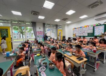 教育局啟動防疫因應措施-11月底前禁止使用溫體豬-確保校園午餐豬肉食材安全無虞