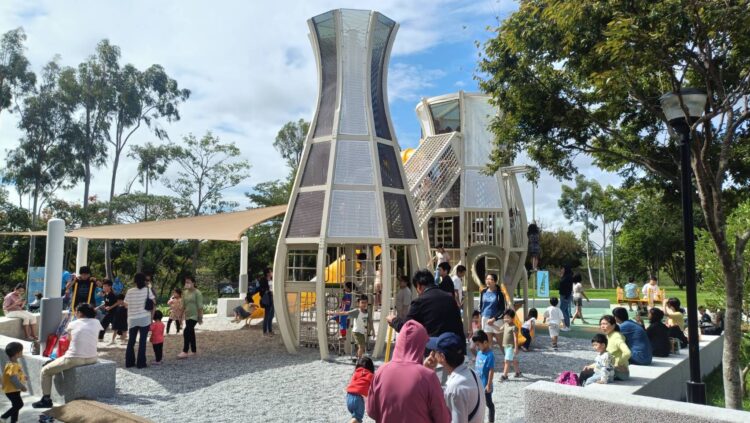 台中親子出遊新去處!后里環保公園「孩籽世界遊戲場」攀爬、彈跳、交通學習一次滿足