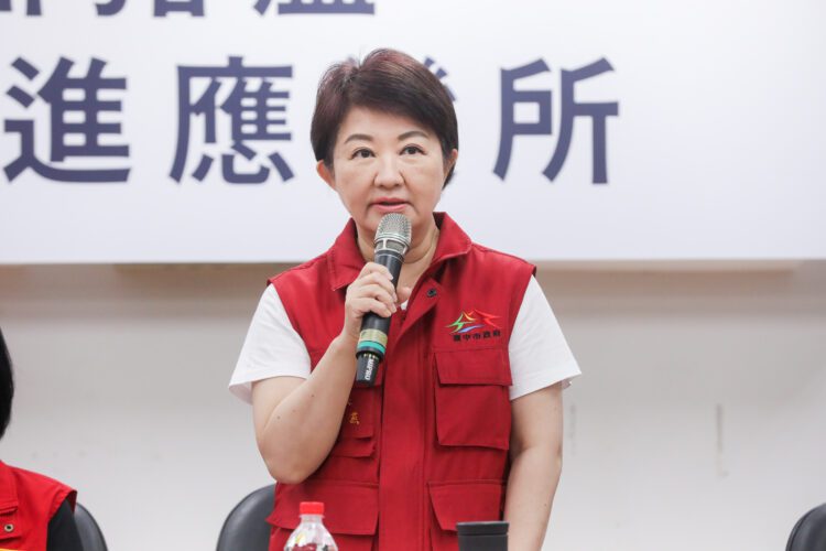 攜手業者共度難關!中央公告豬隻「禁運禁宰」再延長-盧市長宣布公有市場豬肉攤商免收使用費