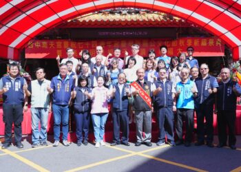 台中南天宮74年宮慶表揚孝行楷模-民政局長感謝傳承忠孝精神