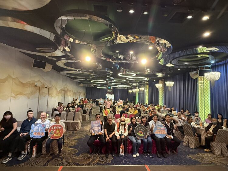 中市勞工局表揚績優視障按摩據點-邀請市民體驗優良按摩手藝服務