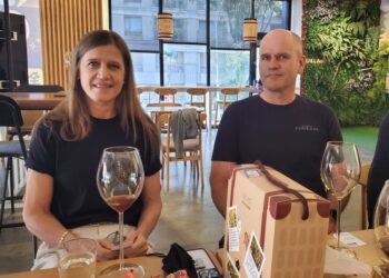 知名「翡翠莊園」第二代農主Rachel及Daniel在2004年發現藝伎咖啡豆有其獨特風味，從而專精種植，是目前風迷全世界的藝伎咖啡豆的種植先勢者。圖／歐客佬精品咖啡提供