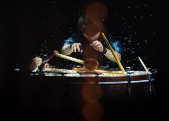 中市屯藝駐館團隊年度壓軸演出-「不二擊聲音製造所」邀親子用耳朵發現世界