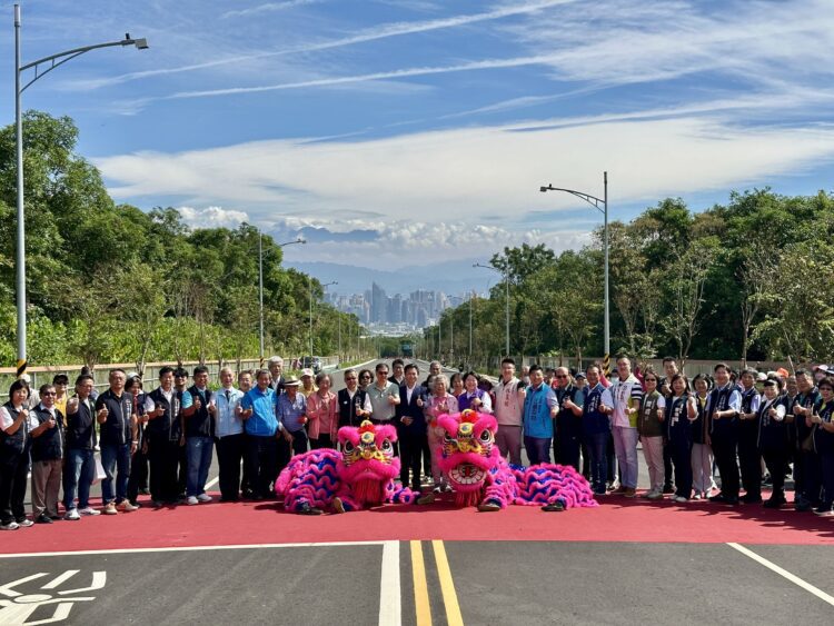 近20年期待！斥資13億大肚「藍色公路」延伸向上路今完工通車