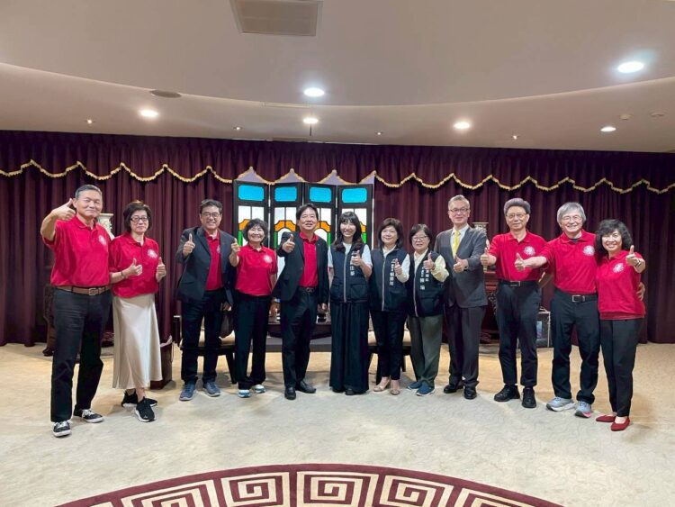 美國南加州東海大學校友會拜會中市府-秘書處謝處長熱情歡迎僑胞回家