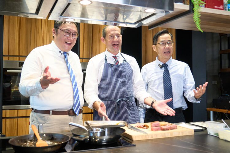 看好台中產業潛力！歐洲經貿辦事處長谷力哲代言「2025台中購物節」-盛讚台中多元文化