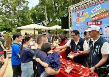 台中購物節十萬元得主再出爐！-原流市集免費發放蜜汁肉乾500份