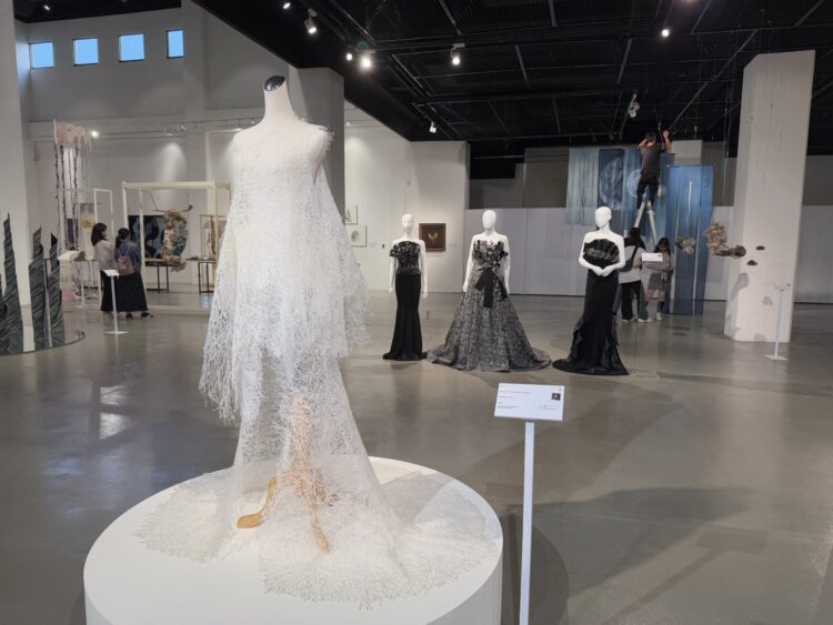 中市第八屆纖創獎11/8盛大頒獎-香港藝術家熱熔膠創作巧思奪藝術類首獎