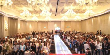 ▲財團法人台灣家同文化藝術基金會在台中市林酒店盛大舉辦開幕典禮暨文化藝術國際論壇，逾300人齊聚一堂共同見證此一文化藝術盛事。