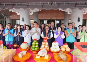 沙鹿納骨堂修繕完工啟用-首創小型骨灰櫃位亮相-民政局長：打造多元友善殯葬服務