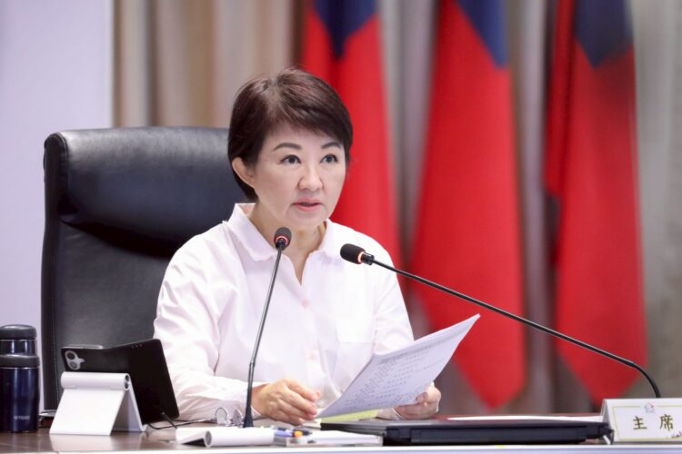 提前啟防颱機制！中市災害應變中心一級將開設-盧市長指示各單位：全面戒備守護市民