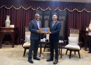 友邦馬紹爾財政部長及姊妹市瓜佳蓮市長拜會-林副秘書長：感謝支持盼增進友好情誼