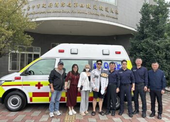 洪千茹女士與陳旻寬先生共同捐贈救護車及救護設備-提升台中市沙鹿區緊急醫療服務