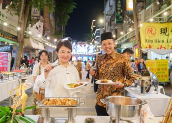 台中街頭變身「一日峇厘島」！購物節迎印尼駐台艾吏福代表感受家鄉氛圍-盧市長：台中是印尼朋友的另一個家