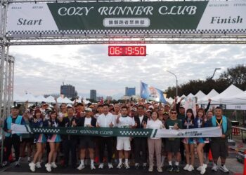 fubon-angels熱力應援！「慵懶跑者聚樂部」5千跑者湧入台中　chill跑風亮點中央球場