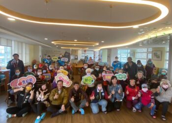 福興秀和苑日照舉辦「旺福迎新年」活動 長輩弄獅打鼓意猶未盡