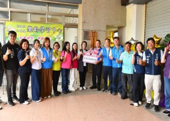 彰縣第359個關懷據點成立 和美鎮大霞社區為長輩生活增添幸福感