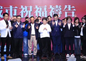 中市府與tvbs並肩愛無限-盧市長：感謝歲末送暖助弱勢