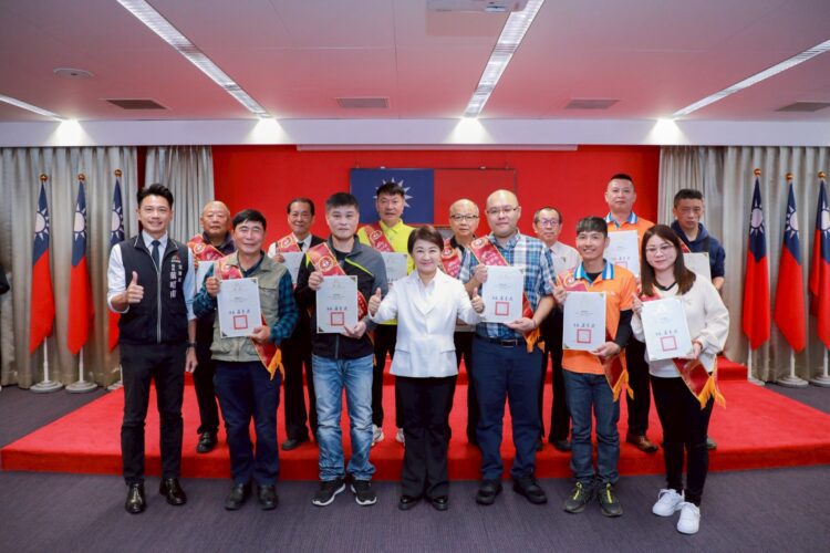 114年優良計程車駕駛人表揚-盧市長感謝城市英雄-有你載我安心