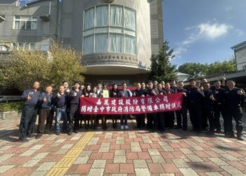 強化消防警備能量-嘉麗建設股份有限公司捐贈中市府消防警備車