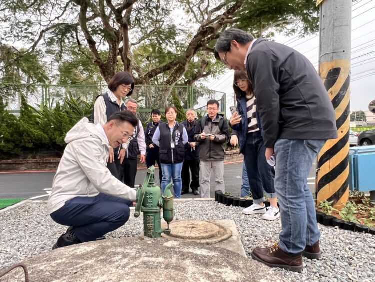 崑南社區環池步道完工啟用 點燈祈福照亮地方新願景