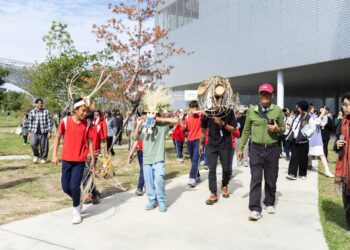 中美館「萬物的邀約」跨國共創多元藝術-印尼紙月亮×博屋瑪國小《與自然一起說故事》