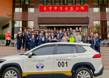 守護近1萬3,500名里民！-中市府與民間攜手助南社里守望隊換新巡邏車-民政局長：提升巡邏安全性