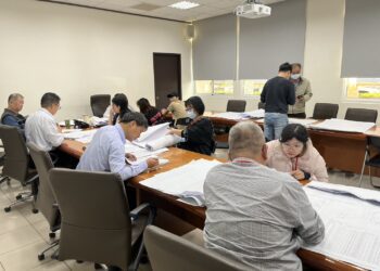 人力、裝備、科技三管齊下-中市消防局全力輔導未登記工廠加速登記、強化公共安全