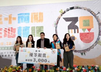 全國優等銀賞肯定！中市原民文化館獲獎慶分享　「逢8就發」入館送紀念品