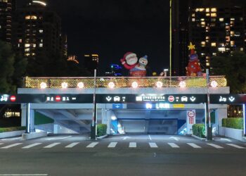 耶誕老人、麋鹿現身城市角落　台中交通節點妝點暖心耶誕氛圍