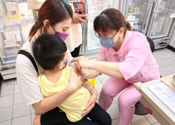 流感疫情持續升溫、連假人潮增加　中市衛生局籲符合資格者儘速接種疫苗