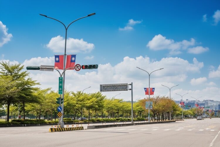 迎接2026新年序幕！台中國旗旗海齊揚-行憲紀念日、元旦雙節同慶　城市風貌煥然一新