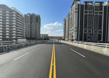 打除分隔島升級四車道！烏日高鐵三路橋梁改善完工通車