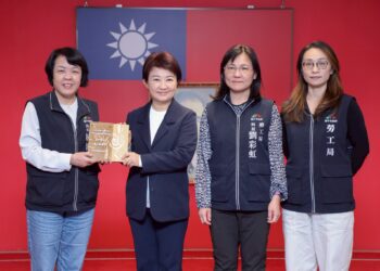 致力保障勞工權益-中市府推動職災勞工服務榮獲勞動部評鑑優等肯定